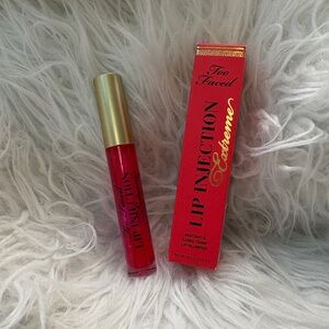 Too faced Lip Injection Extreme